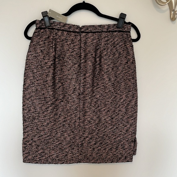 J.Crew Metallic Pencil Skirt NWT - Picture 5 of 6